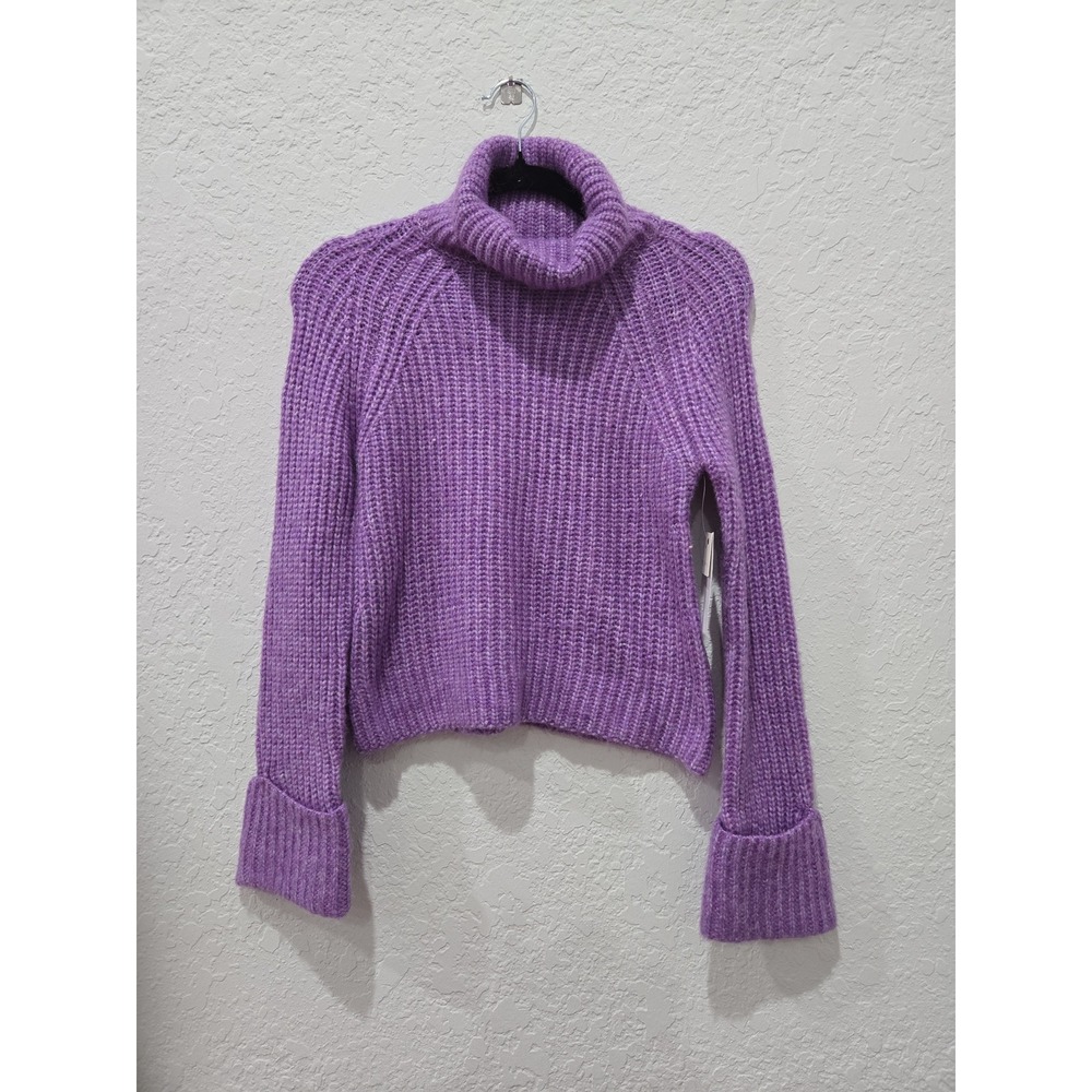 Cuff neck‎ sweater NWT
